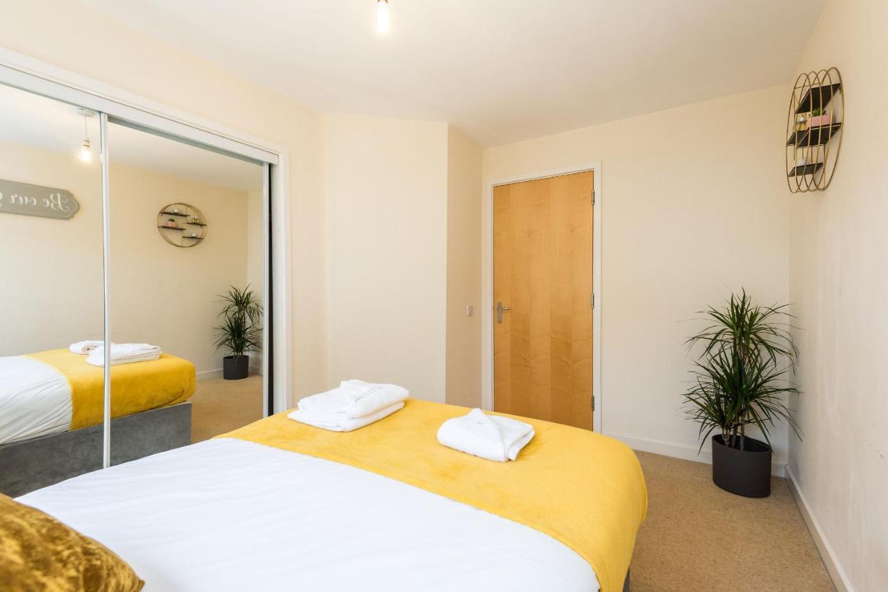 Elegant 2 Bedroom City Centre Apartment - Free Parking - Private Balcony Εδιμβούργο Εξωτερικό φωτογραφία